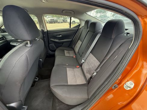 Used 2022 Nissan Sentra SR w/ Electronics Package FWD image 30
