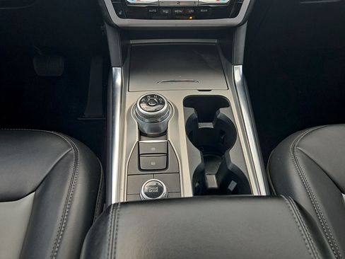 Certified 2023 Ford Explorer XLT w/ Equipment Group 202A AWD/4WD image 20