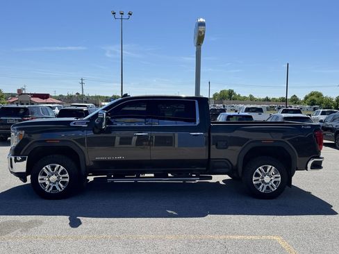 Used 2020 GMC Sierra 2500 SLT w/ SLT Premium Plus Package AWD/4WD image 3
