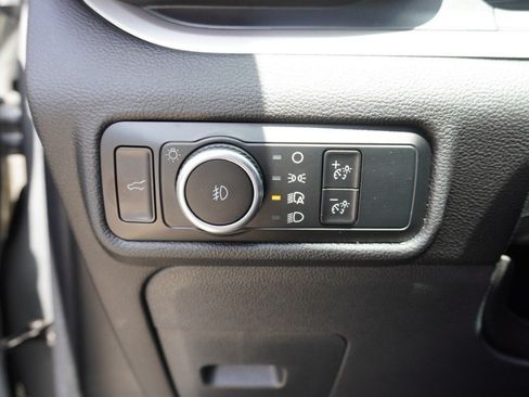 Used 2023 Ford Explorer XLT w/ Equipment Group 202A RWD image 20