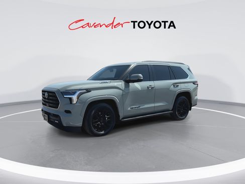 Certified 2025 Toyota Sequoia SR5 w/ SR5 Premium Package AWD/4WD image 4