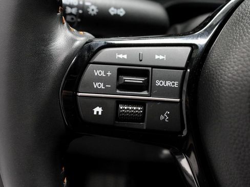 Used 2025 Honda HR-V Sport image 28