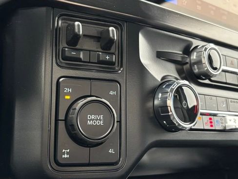 New 2026 Ford F250 Lariat w/ Lariat Premium Package image 41