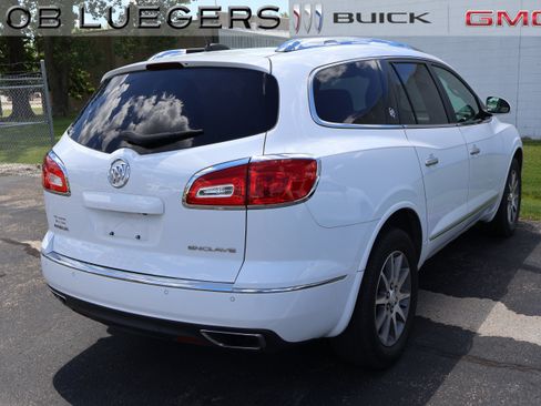 Used 2017 Buick Enclave Convenience FWD image 4