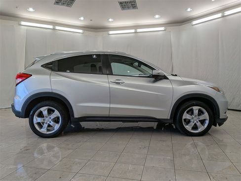 Used 2016 Honda HR-V EX-L image 11