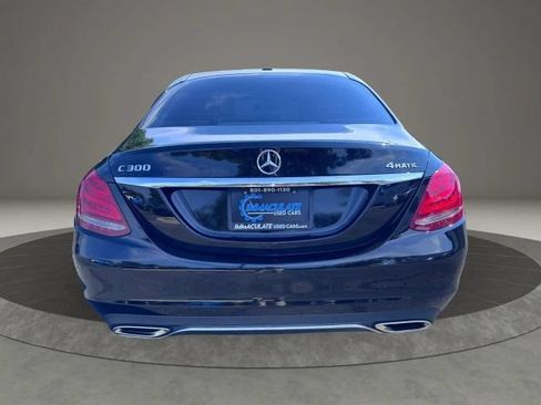 Used 2018 Mercedes-Benz C 300 4MATIC Sedan image 4