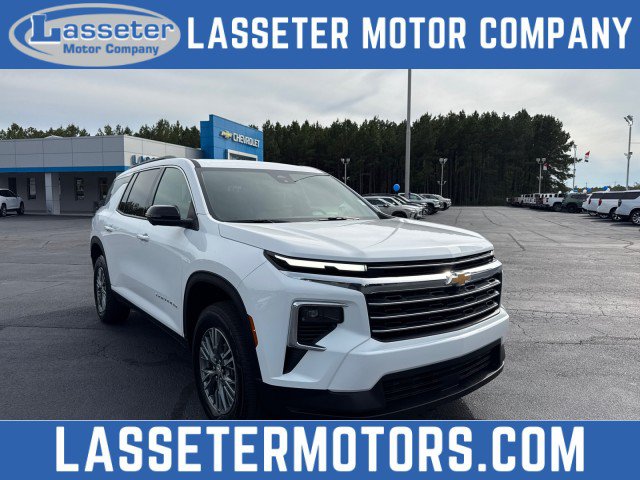 Used 2026 Chevrolet Traverse LT w/ Driver Confidence Package FWD image 1