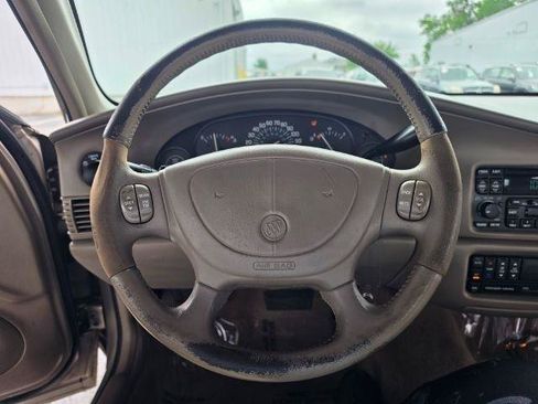 Used 1999 Buick Century Limited FWD image 11