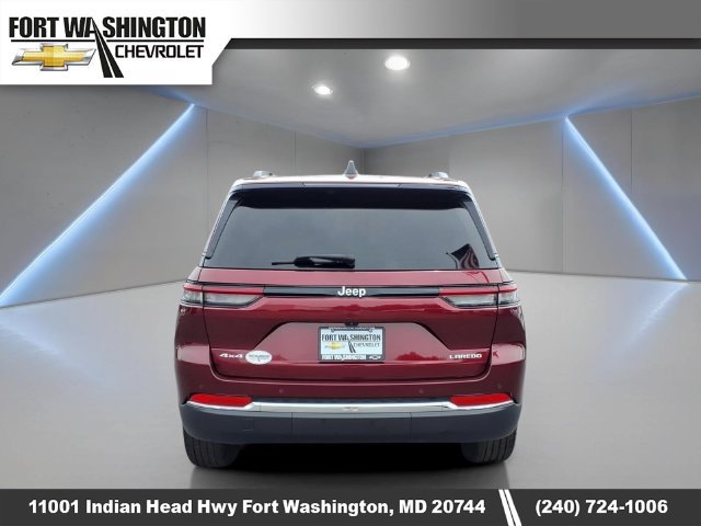 Used 2024 Jeep Grand Cherokee Laredo X w/ Luxury Tech Group I AWD/4WD image 4