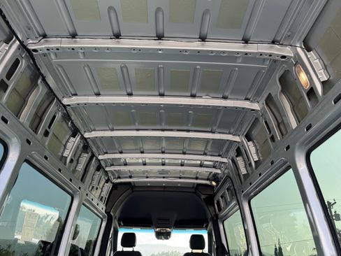 Used 2023 Mercedes-Benz Sprinter 2500 image 15