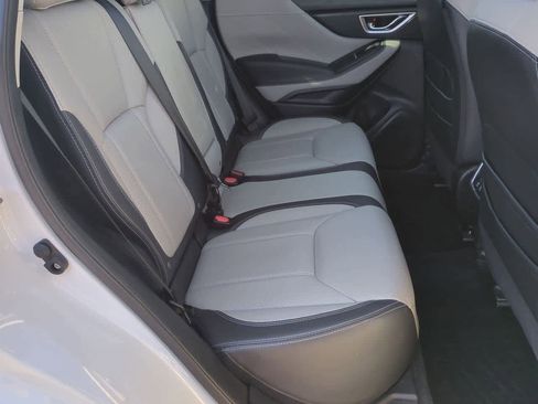 Used 2022 Subaru Forester Limited image 20