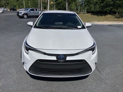 Certified 2024 Toyota Corolla LE FWD image 8