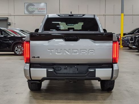 Used 2024 Toyota Tundra Platinum AWD/4WD image 10