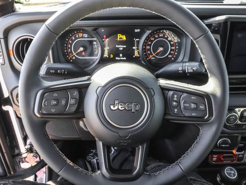 New 2026 Jeep Gladiator Mojave image 29