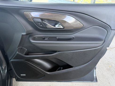 Used 2022 GMC Terrain Denali w/ Denali Premium Package image 30