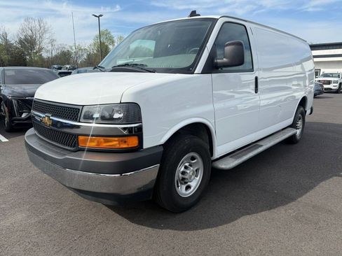 Used 2024 Chevrolet Express 2500 w/ Driver Convenience Package image 2
