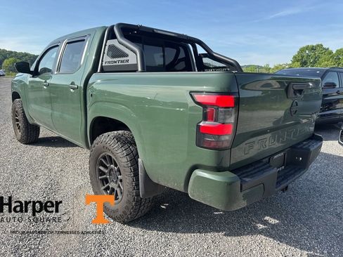 Used 2022 Nissan Frontier SV AWD/4WD image 3
