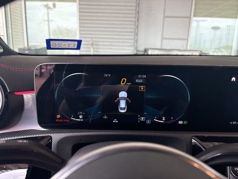 Used 2021 Mercedes-Benz CLA 250 CLA 250 image 2