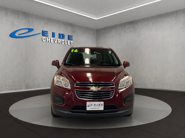 Used 2016 Chevrolet Trax LS AWD/4WD image 9
