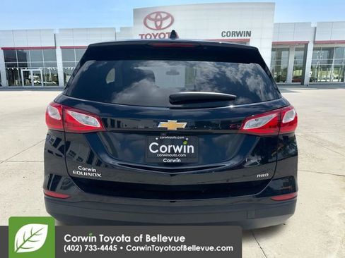 Used 2021 Chevrolet Equinox LS AWD/4WD image 4