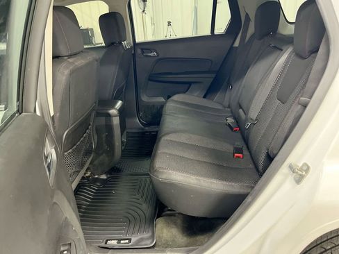 Used 2017 GMC Terrain SLE w/ Convenience Package AWD/4WD image 23