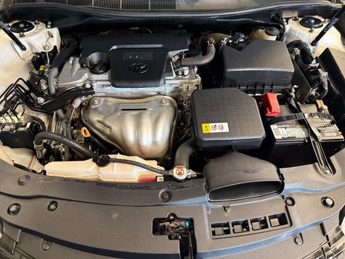 Used 2017 Toyota Camry LE image 22