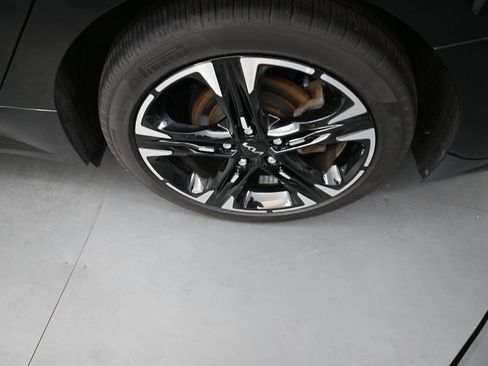 Used 2024 Kia K5 GT-Line AWD/4WD image 9