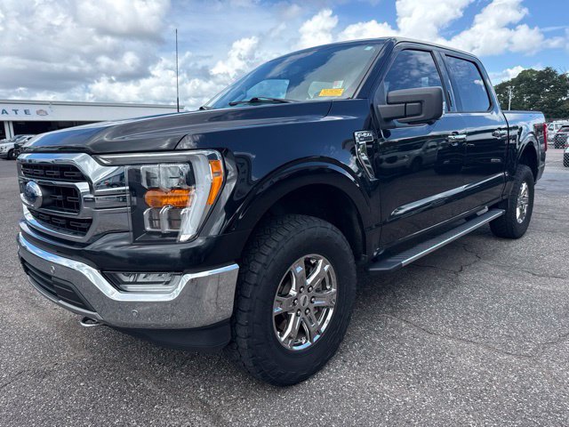 Used 2021 Ford F150 XLT w/ Equipment Group 302A High AWD/4WD image 3