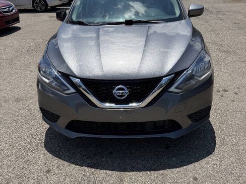 Used 2018 Nissan Sentra SV FWD image 5