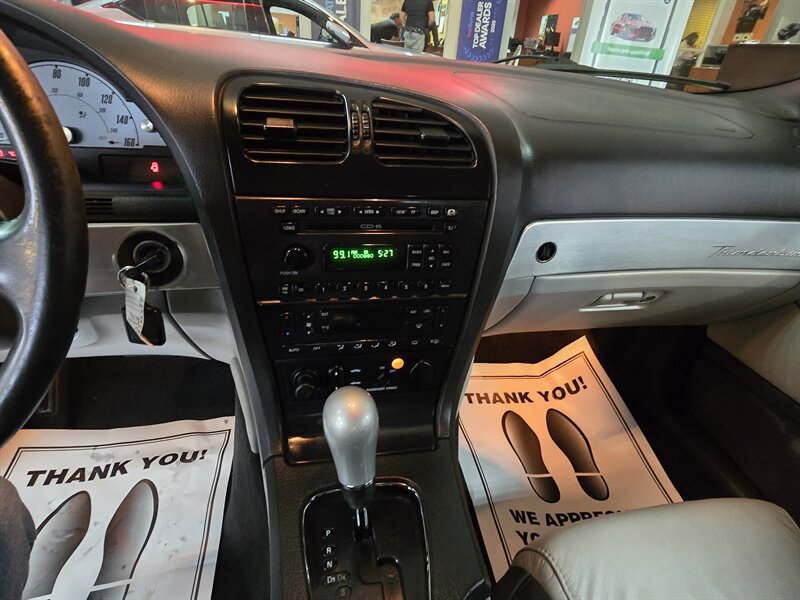 Used 2002 Ford Thunderbird Neiman Marcus RWD image 19