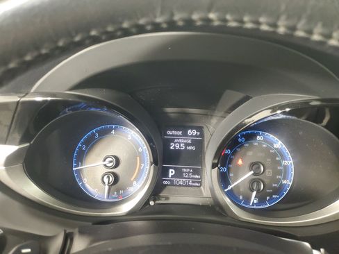 Used 2015 Toyota Corolla LE image 25