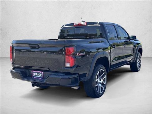 Used 2024 Chevrolet Colorado Z71 w/ Advanced Trailering Package AWD/4WD image 5