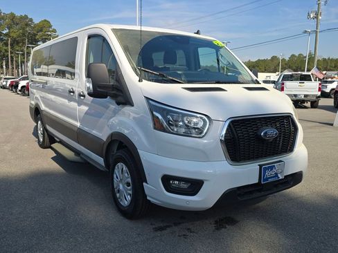 Used 2023 Ford Transit 350 XLT RWD image 7
