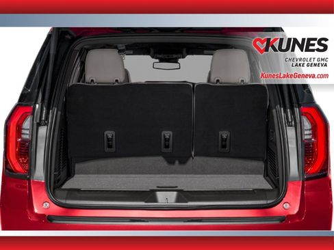 New 2025 GMC Yukon Elevation image 10