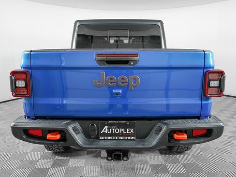 Used 2021 Jeep Gladiator Mojave image 6