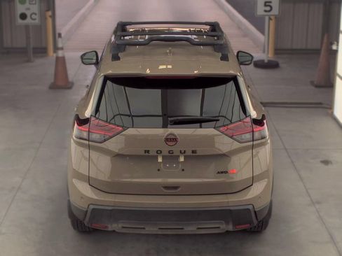 Certified 2025 Nissan Rogue SV AWD/4WD image 7