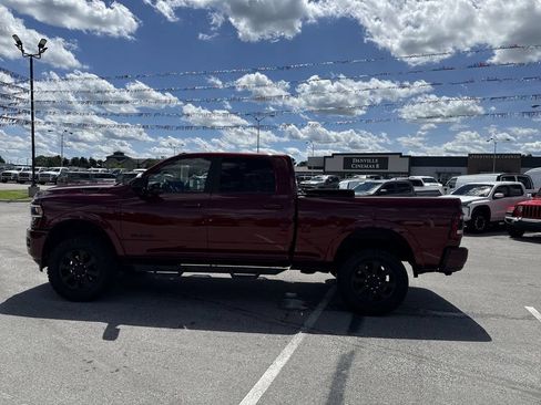 Used 2022 RAM 2500 Laramie w/ Night Edition AWD/4WD image 11