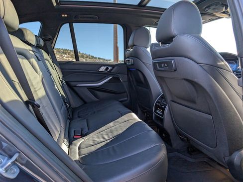 Used 2019 BMW X5 xDrive40i w/ Convenience Package image 19