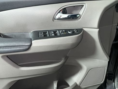 Used 2015 Honda Odyssey EX image 13