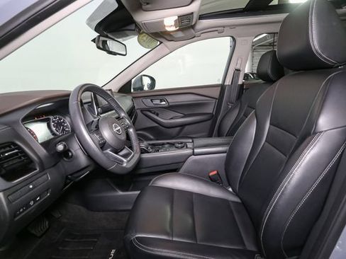 Used 2023 Nissan Rogue SL AWD/4WD image 37