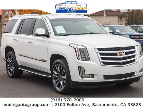 Used 2019 Cadillac Escalade Premium Luxury image 5