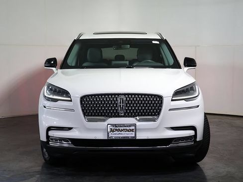 Used 2020 Lincoln Aviator Reserve w/ Equipment Group 201A AWD/4WD image 9