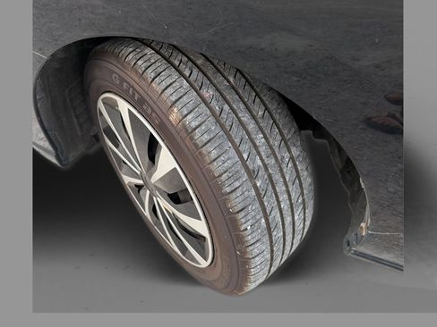 Used 2013 MAZDA MAZDA5 Sport FWD image 24