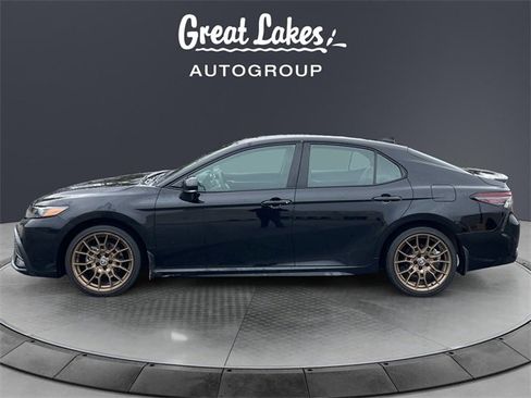 Used 2023 Toyota Camry SE w/ Convenience Package image 2