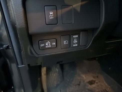 Used 2023 Toyota Tacoma TRD Off-Road w/ Technology Package image 17