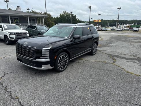Used 2026 Hyundai Palisade Calligraphy FWD image 1