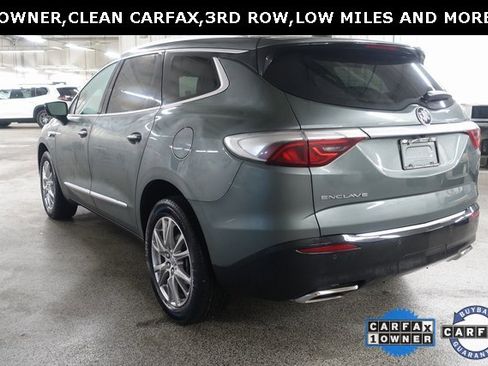 Used 2024 Buick Enclave Essence w/ Experience Buick Package image 5