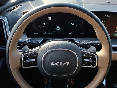 Used 2024 Kia Sorento SX Prestige w/ Olive Brown Leather Package image 20