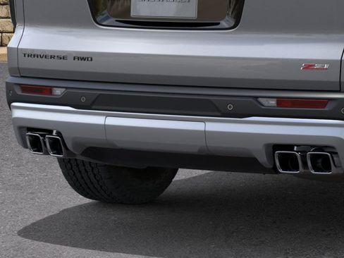 Used 2026 Chevrolet Traverse Z71 image 14