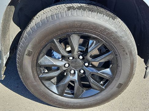 Certified 2024 Chevrolet Silverado 1500 LT image 8